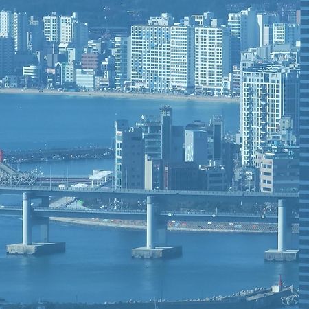 Haeundae Wide Ocean View & Residence Busan Bagian luar foto